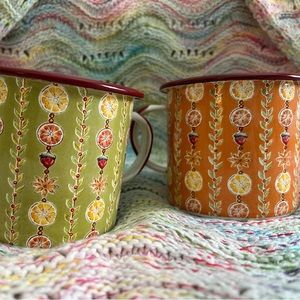 A Set of Mugs w/ Winter Sponge